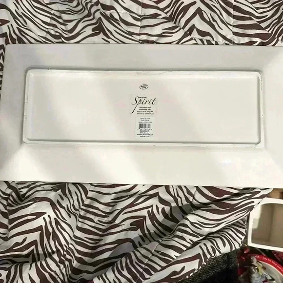 Platter‎ - Picture 2 of 2